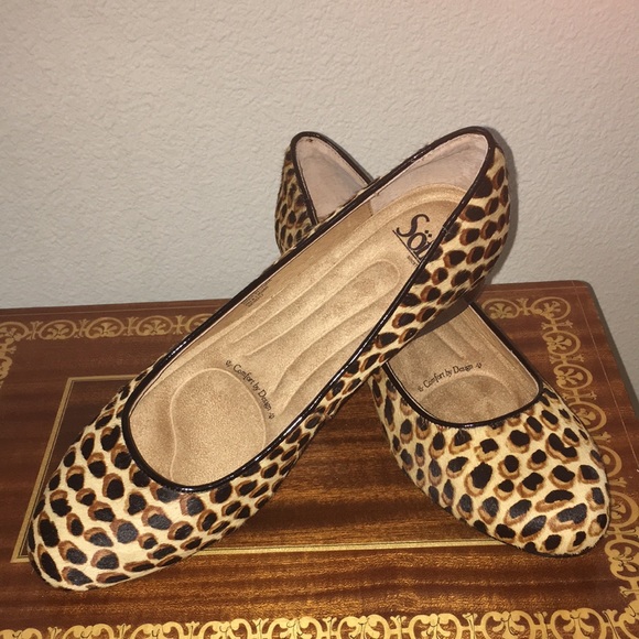 NWOB Sofft  9.5 Leopard Print Fur Flats - Picture 7 of 7